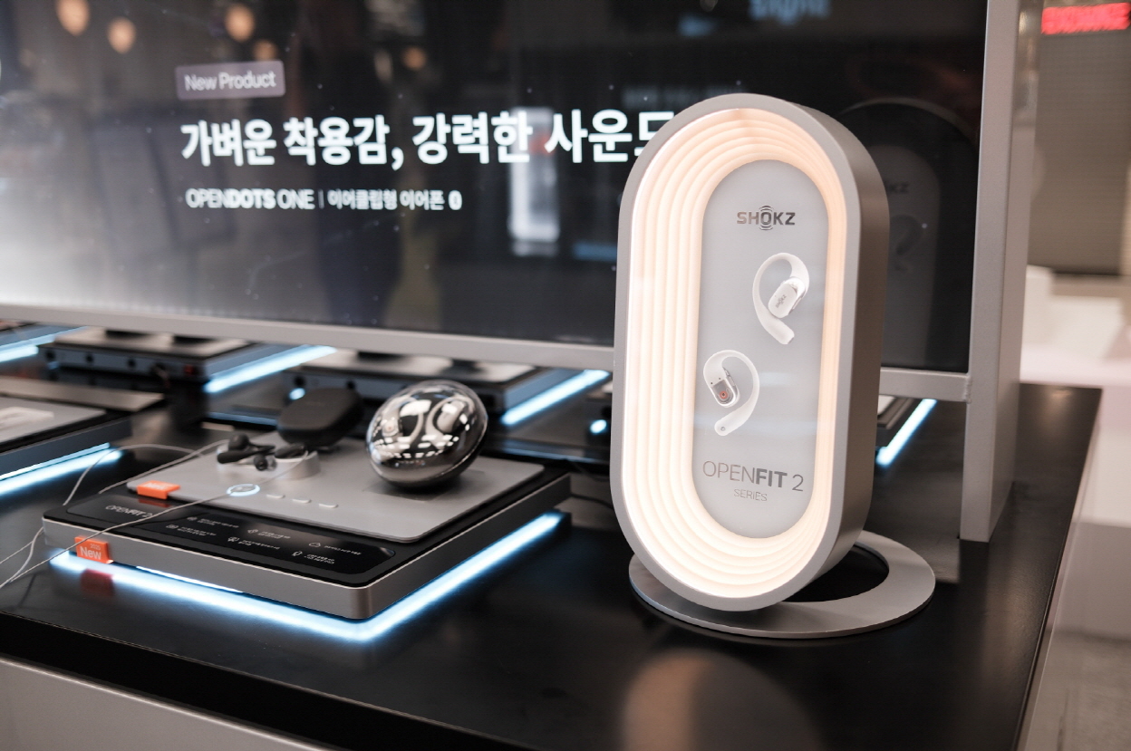 '러닝 메이트' 샥즈, 더현대 서울서 팝업스토어 전개 1375-Image